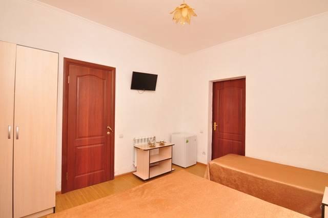 U Ruslana Guest House Gagra Esterno foto